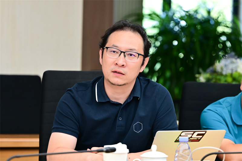 杨建军.jpg